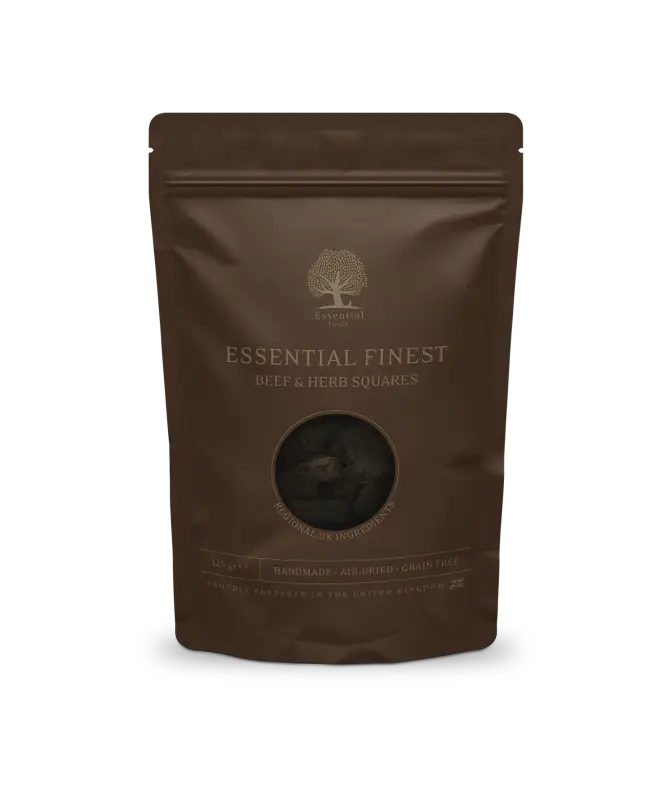 ESSENTIAL FINEST BEEF & HERB SQUARES 125G - TREATS